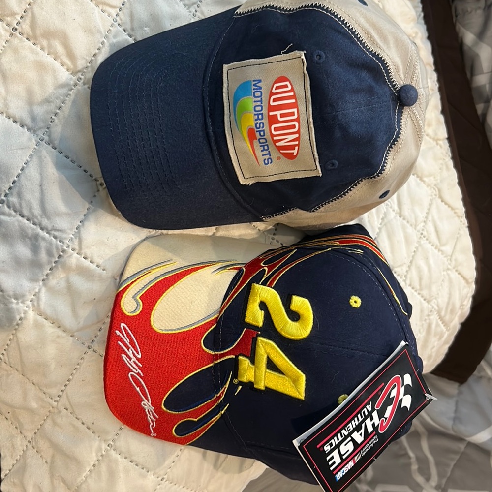 2 Jeff Gordon #24 baseball hats.